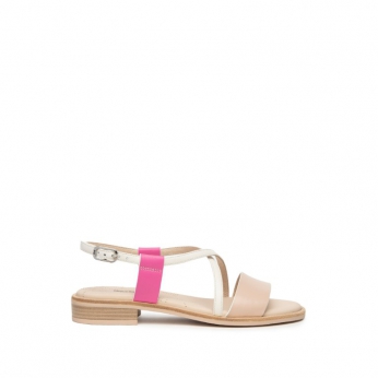 An image of Nero Giardini 'E410462D' flat sandal - nude/pink