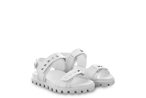 An image of K & S '96050' Chunky Sandal - White/Silver
