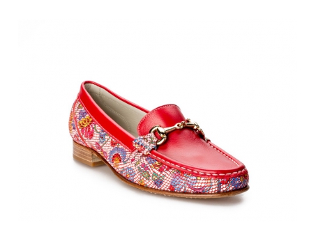 An image of Zapatos 'Narbona' red loafer SALE
