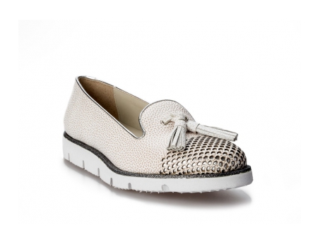 An image of Zapatos 'Chevrete' white loafer SALE- SOLD