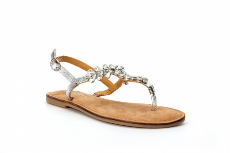 An image of Capollini 'Honor' flat sandal - silver SALE