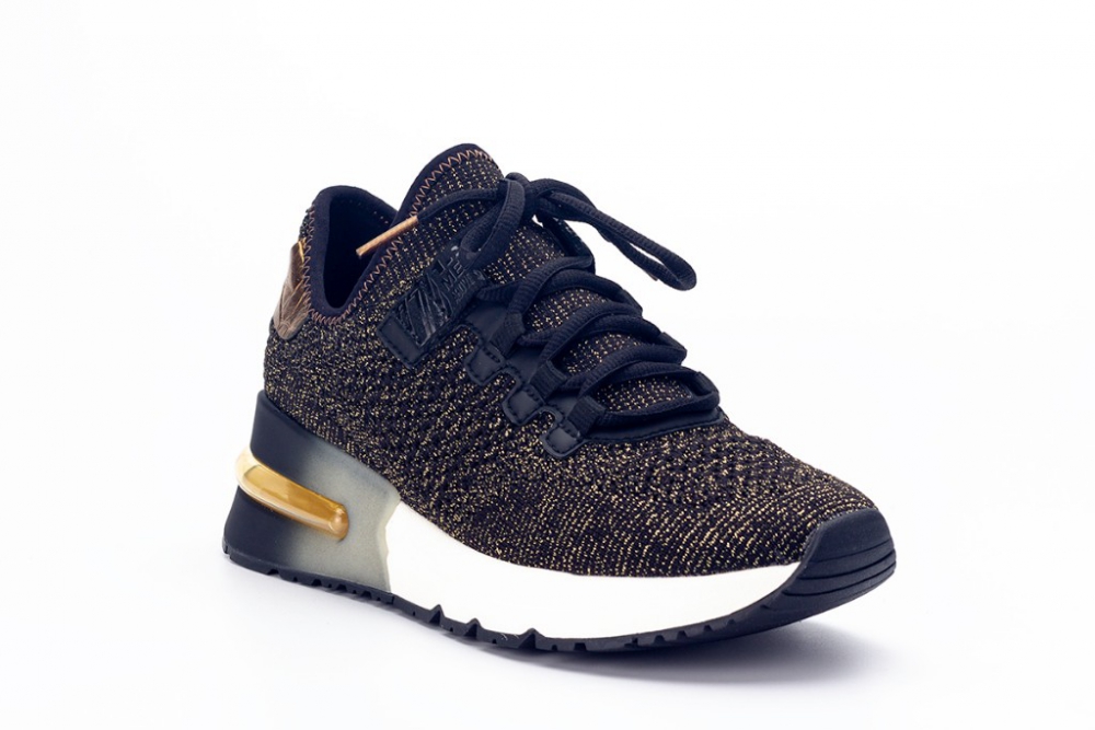 thorogood composite toe shoes
