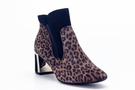 An image of Capollini 'G639' Rowan ankle boot - leopard SALE