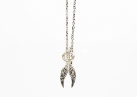 An image of Orli '30N 1073' angel wings necklace SOLD