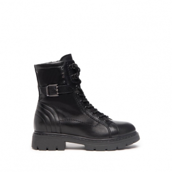 An image of Nero Giardini 'Amore' ankle boot - black  - SALE