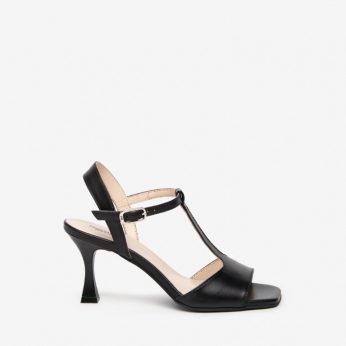 An image of Nero Giardini 'Titti' strappy sandal - black - SALE