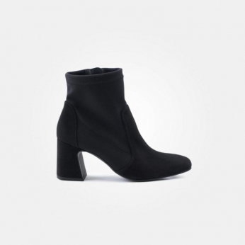 An image of Paul Green '8040' Ankle Boot - black - SALE