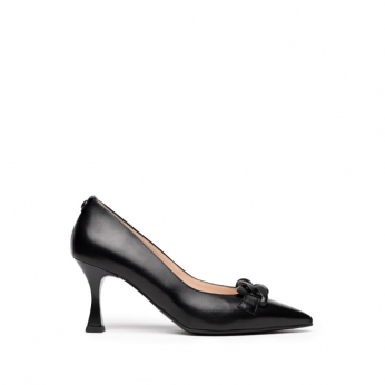 An image of Nero Giardini '205584DE' Mid Heel Court - Black -SALE