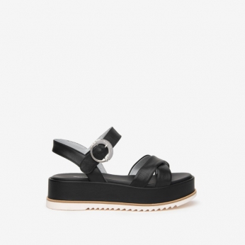 An image of Nero Giardini 'E410740D' chunky flat sandal - black