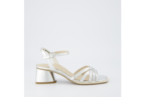 An image of Paul Green '6181' sandal - silver