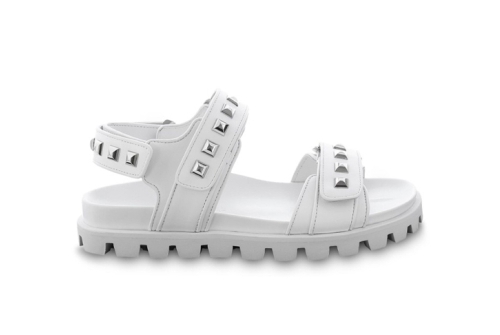 An image of K & S '96050' Chunky Sandal - White/Silver - SALE