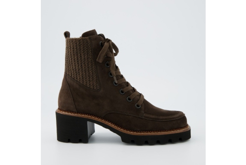 An image of Paul Green '8269' suede ankle boot - brown 