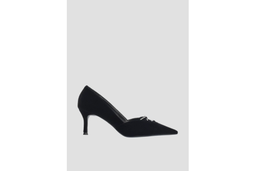 An image of Lola Cruz Black Velvet Court Shoe  