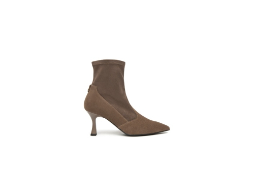 An image of Nero Giardini Premium Collection 'I514483DE' ankle boot - Taupe