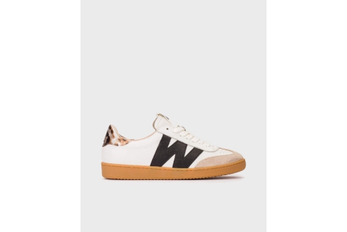 An image of Wonders 'AP - 2001' Sneaker - Brown White