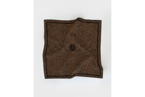 An image of Lescarf Leo Brown/Blk 50cm 