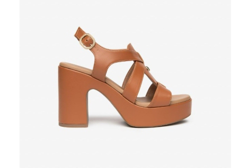 An image of Nero 'E616092D' sandal - cognac