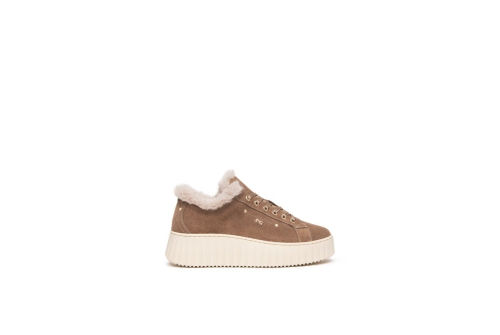 An image of Nero Giardini 'I617510D' fur sneaker - camel
