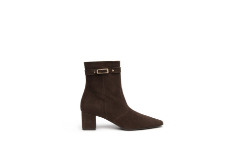 An image of Nero Giardini '61751DE'  ankle boot - brown