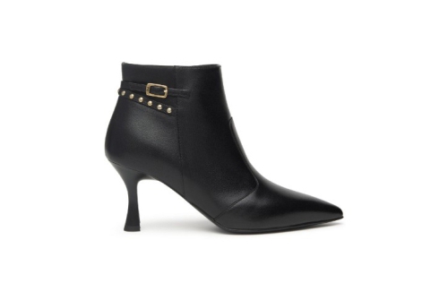 An image of Nero Giardini 'I514481DE' ankle boot - black 