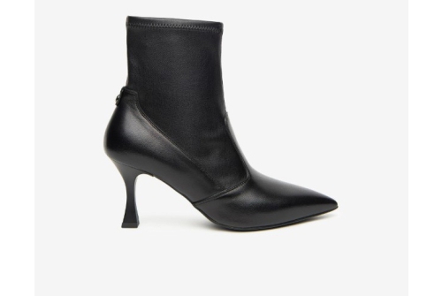 An image of Nero Giardini Premium Collection 'I410830DE' ankle boot - Black 