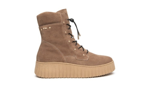 An image of Nero Giardini 'I618124D' chunky ankle boot - light tan